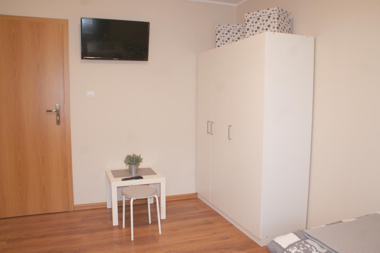 Apartamenty Na Debcu ポズナン エクステリア 写真