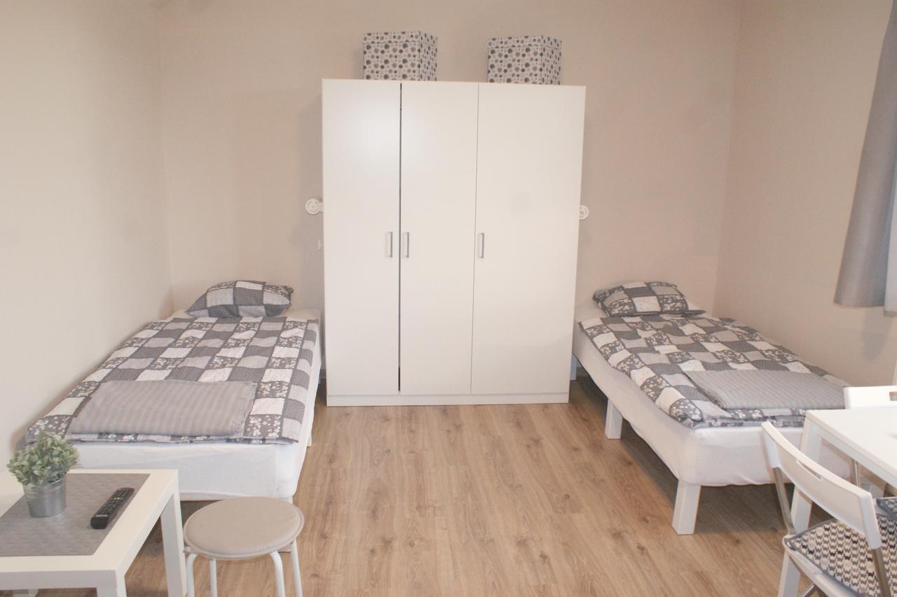 Apartamenty Na Debcu ポズナン エクステリア 写真